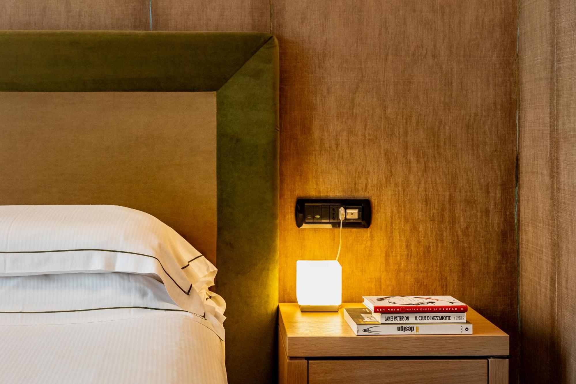 Phi Hotel Piajo Nembro Luaran gambar
